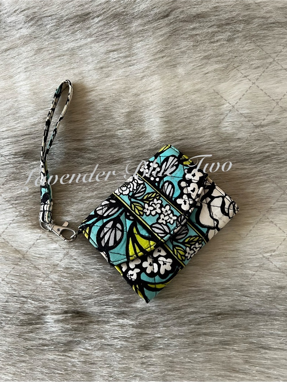 VERA BRADLEY Island Blooms 2012 Phone Wristlet Wallet Floral Green Blue Envelope
